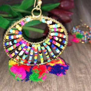 Earrings with Pompom